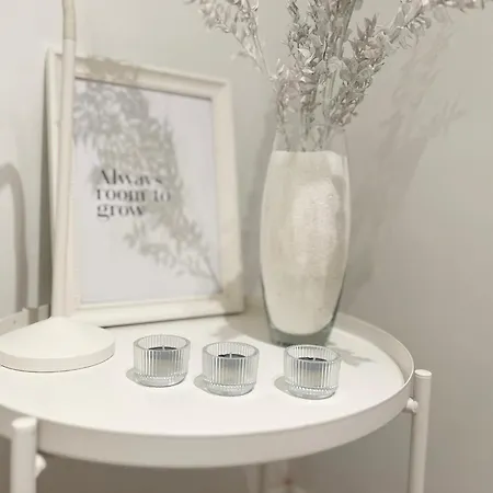 White Apartamento